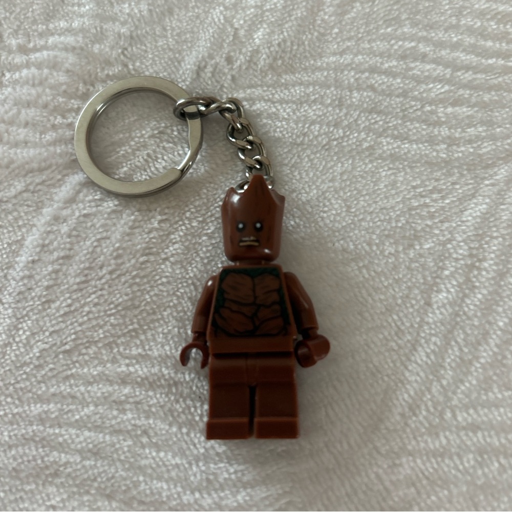 Groot Lego Marvel Guardians of the Galaxy  Minifigure Keychain.